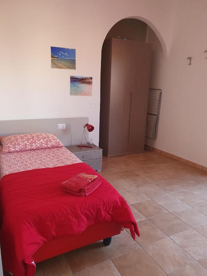 B&B Paolo E Daniela Carbonia Luaran gambar